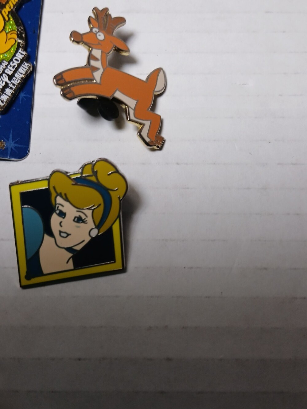 Disney Pin Lot Of 7 - Picture 6 of 7
